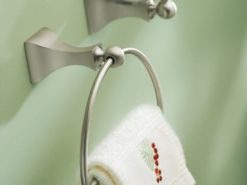 Alternative view of RETREAT タオルリング